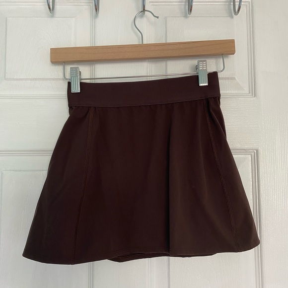 Aritzia Tna Court Mini Skirt - Picture 1 of 3